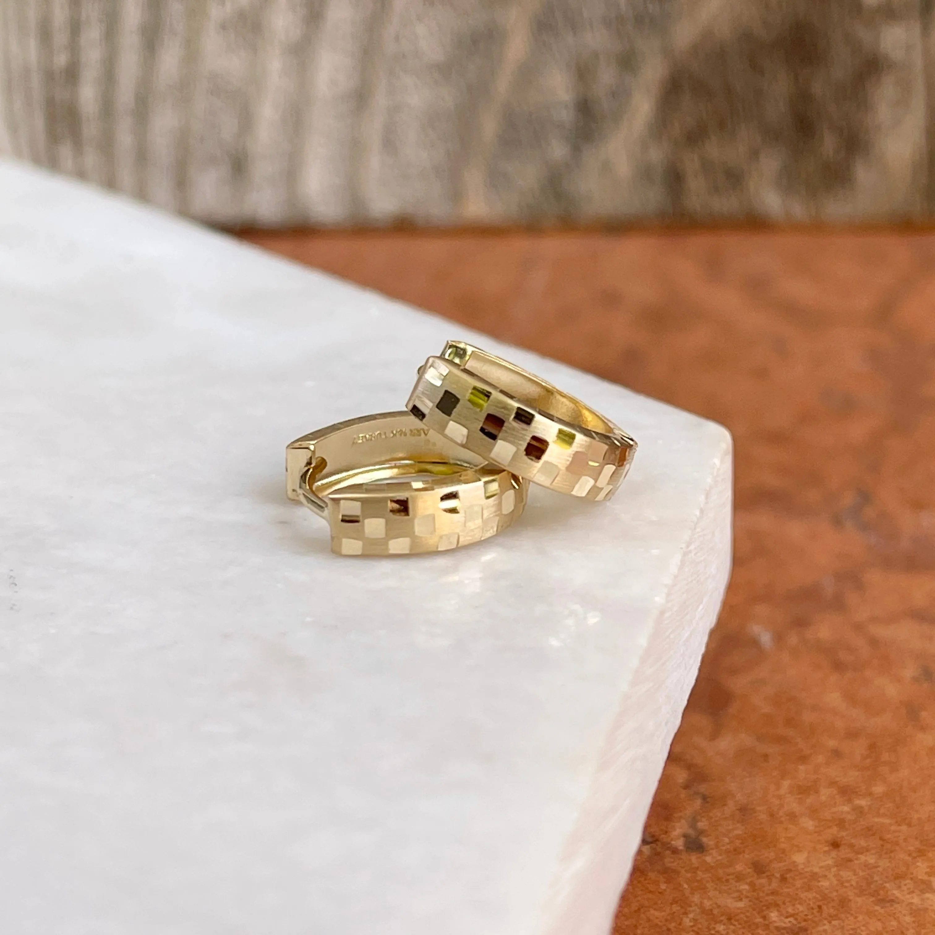 14KT Yellow Gold Satin   Diamond-Cut Huggie Hoop Earrings 14mm