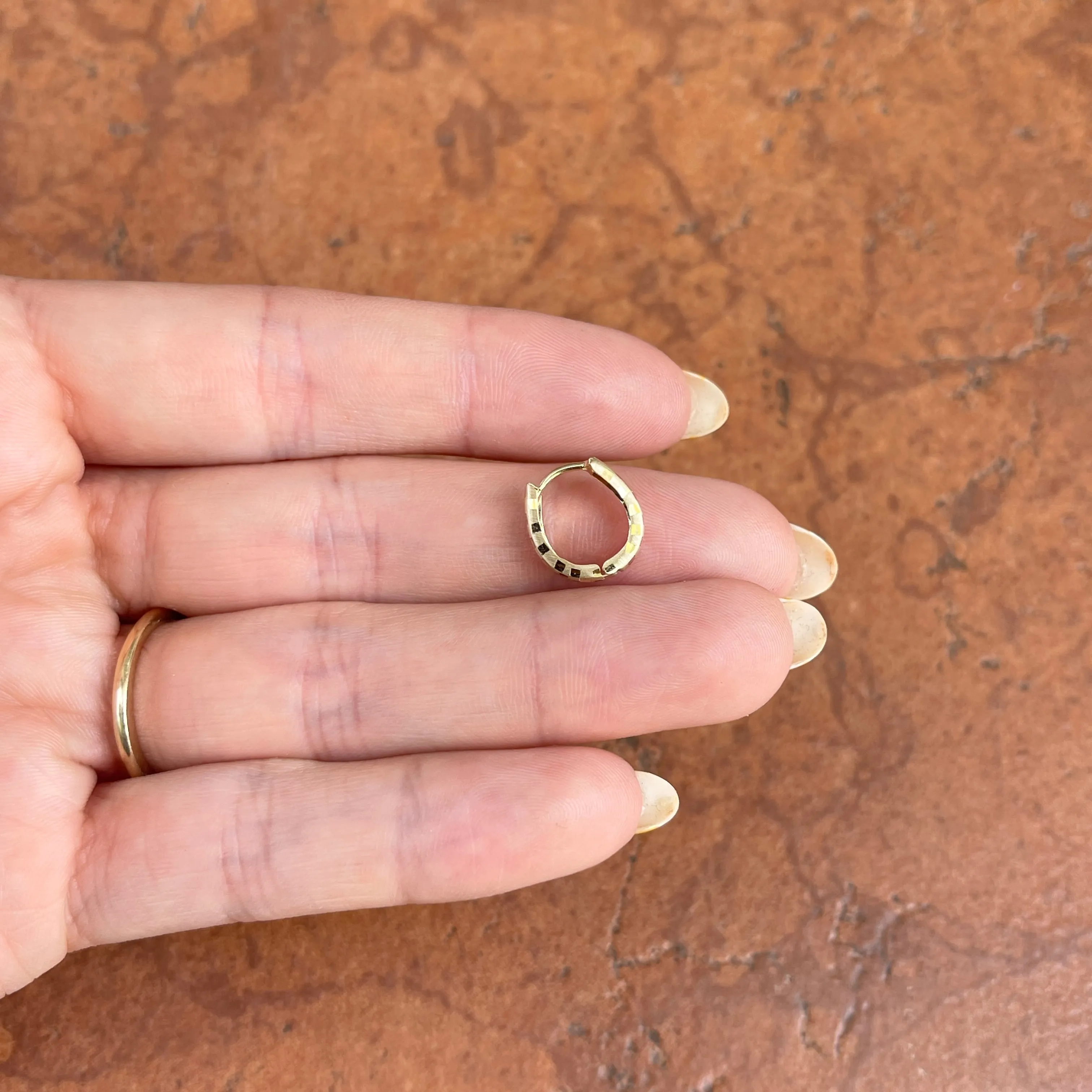14KT Yellow Gold Satin   Diamond-Cut Huggie Hoop Earrings 14mm