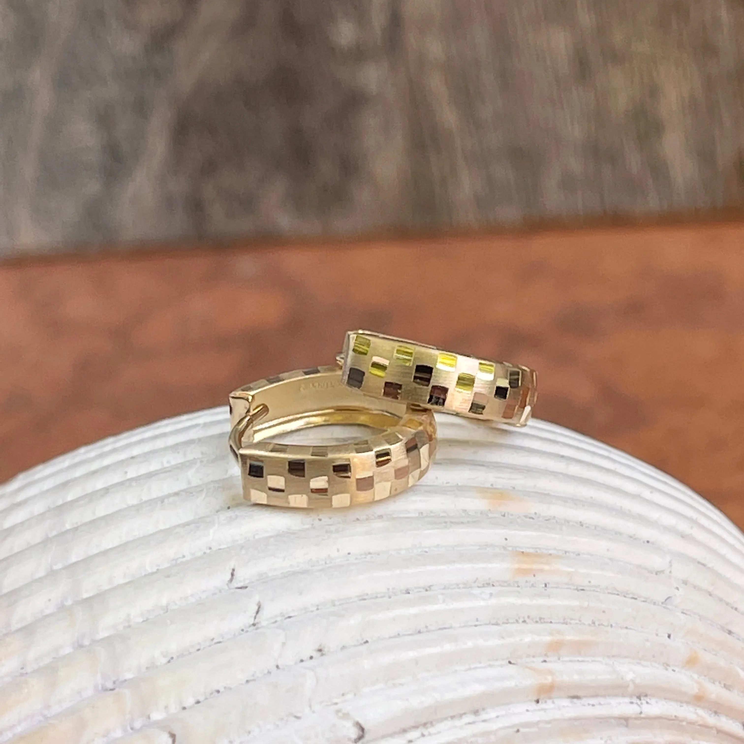 14KT Yellow Gold Satin   Diamond-Cut Huggie Hoop Earrings 14mm