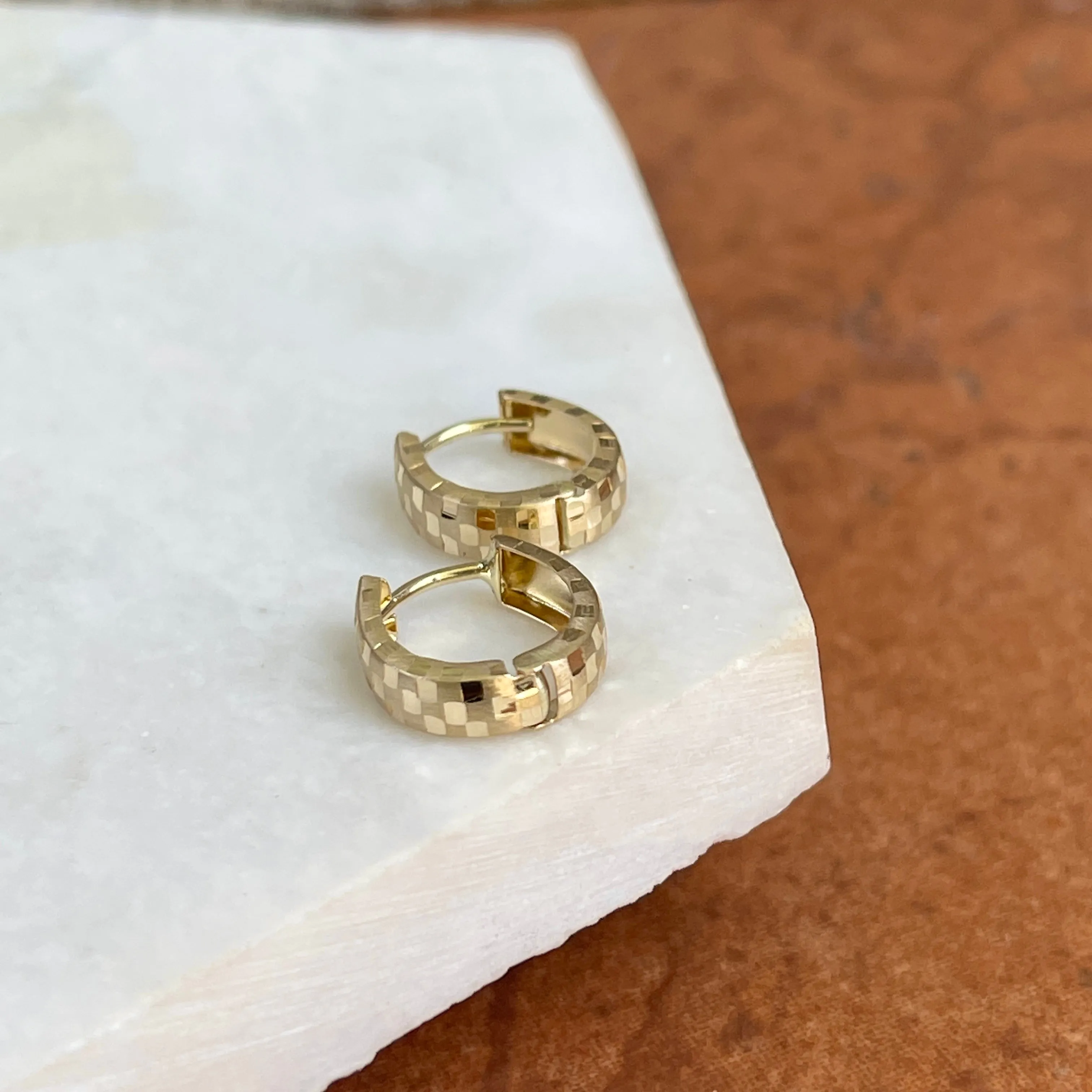 14KT Yellow Gold Satin   Diamond-Cut Huggie Hoop Earrings 14mm