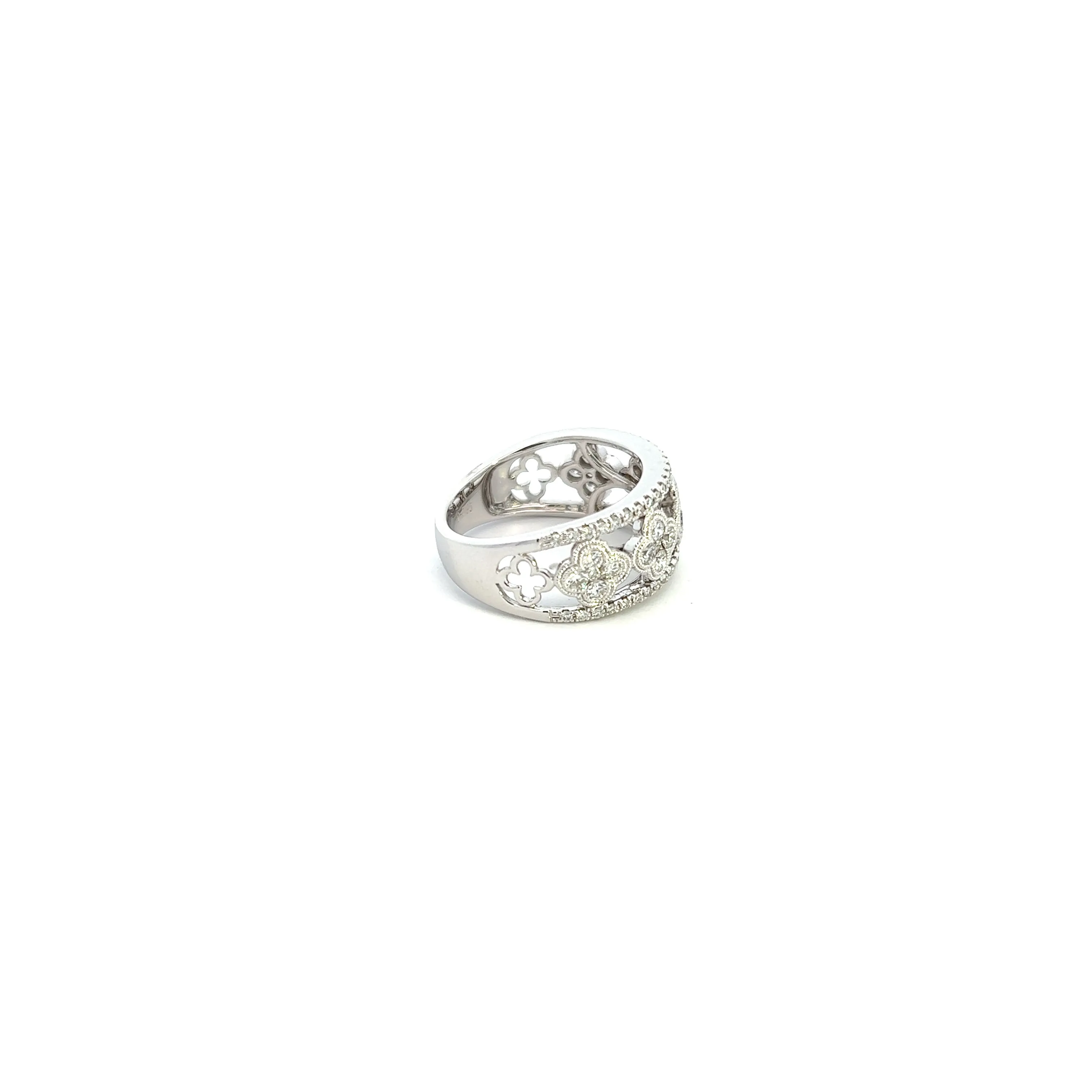18K White Gold Round Diamond Fashion Ring (.95ctw)