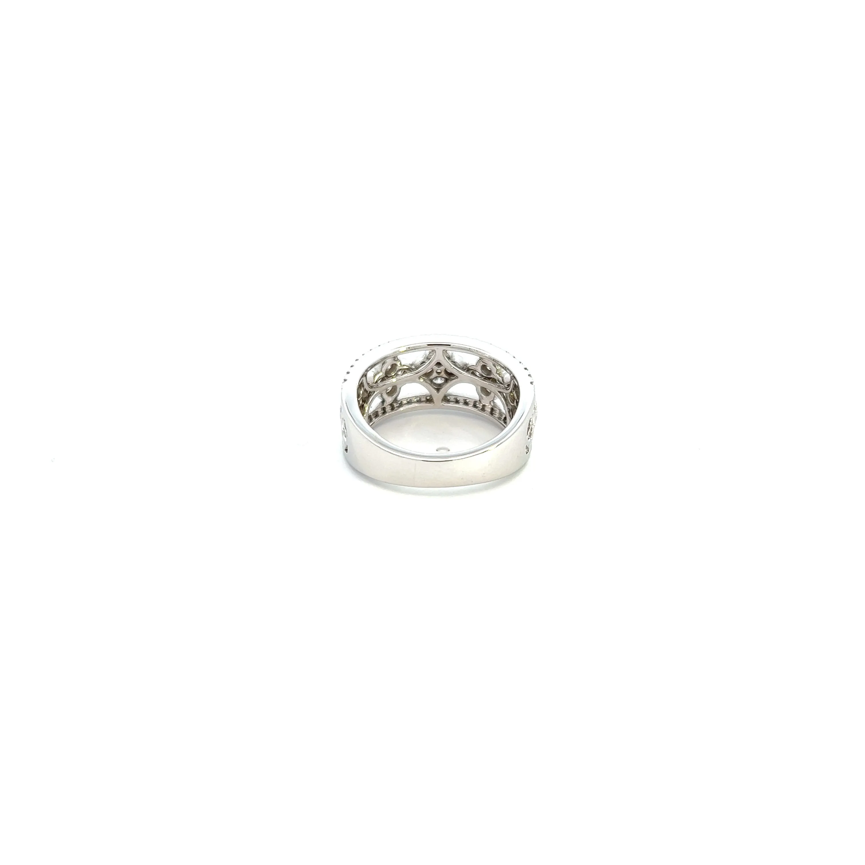 18K White Gold Round Diamond Fashion Ring (.95ctw)