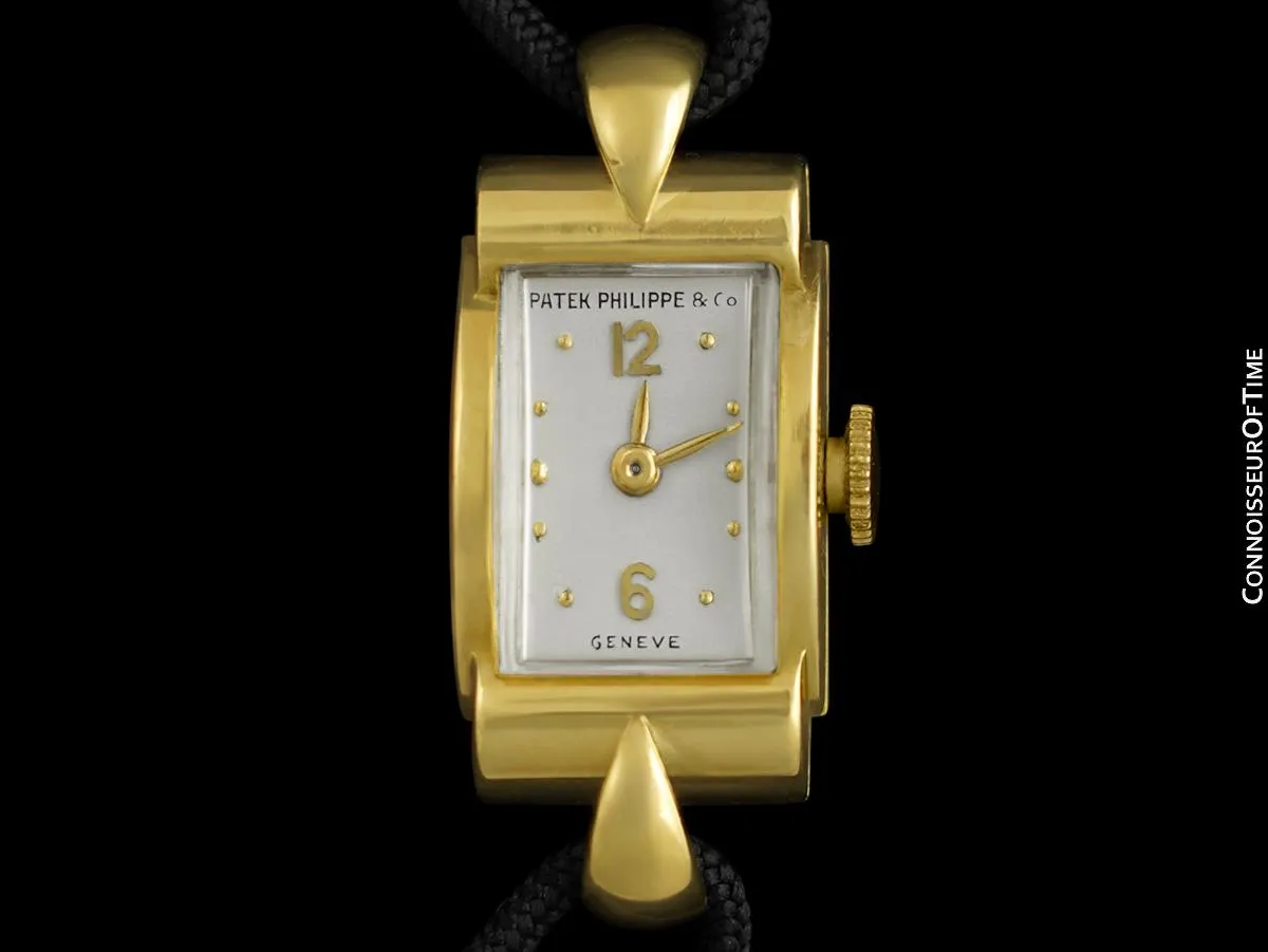 1944 Patek Philippe Vintage Ladies Ref. 1189 Watch 18K Gold - Papers