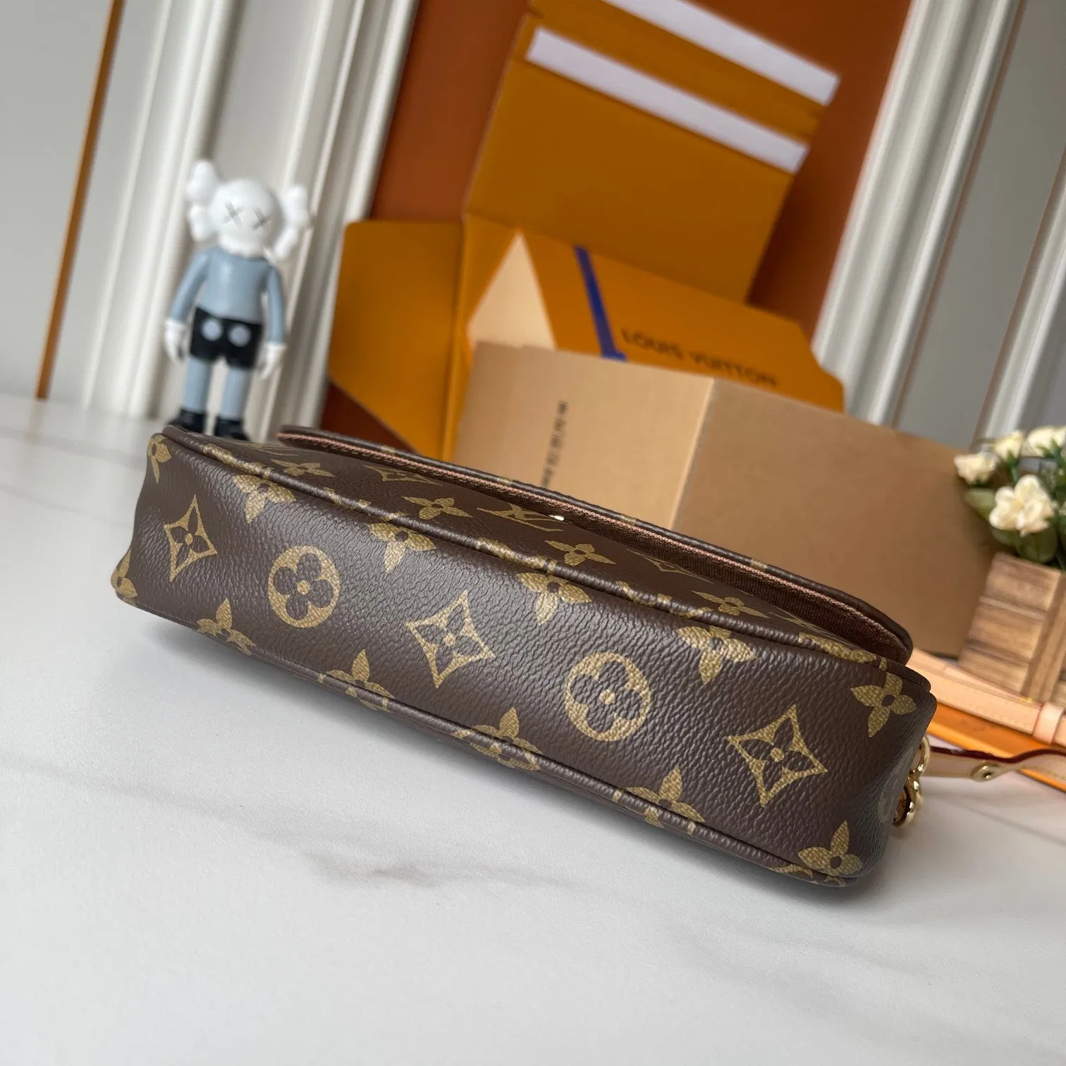 5 Colors - Stylish Flap Handbag
