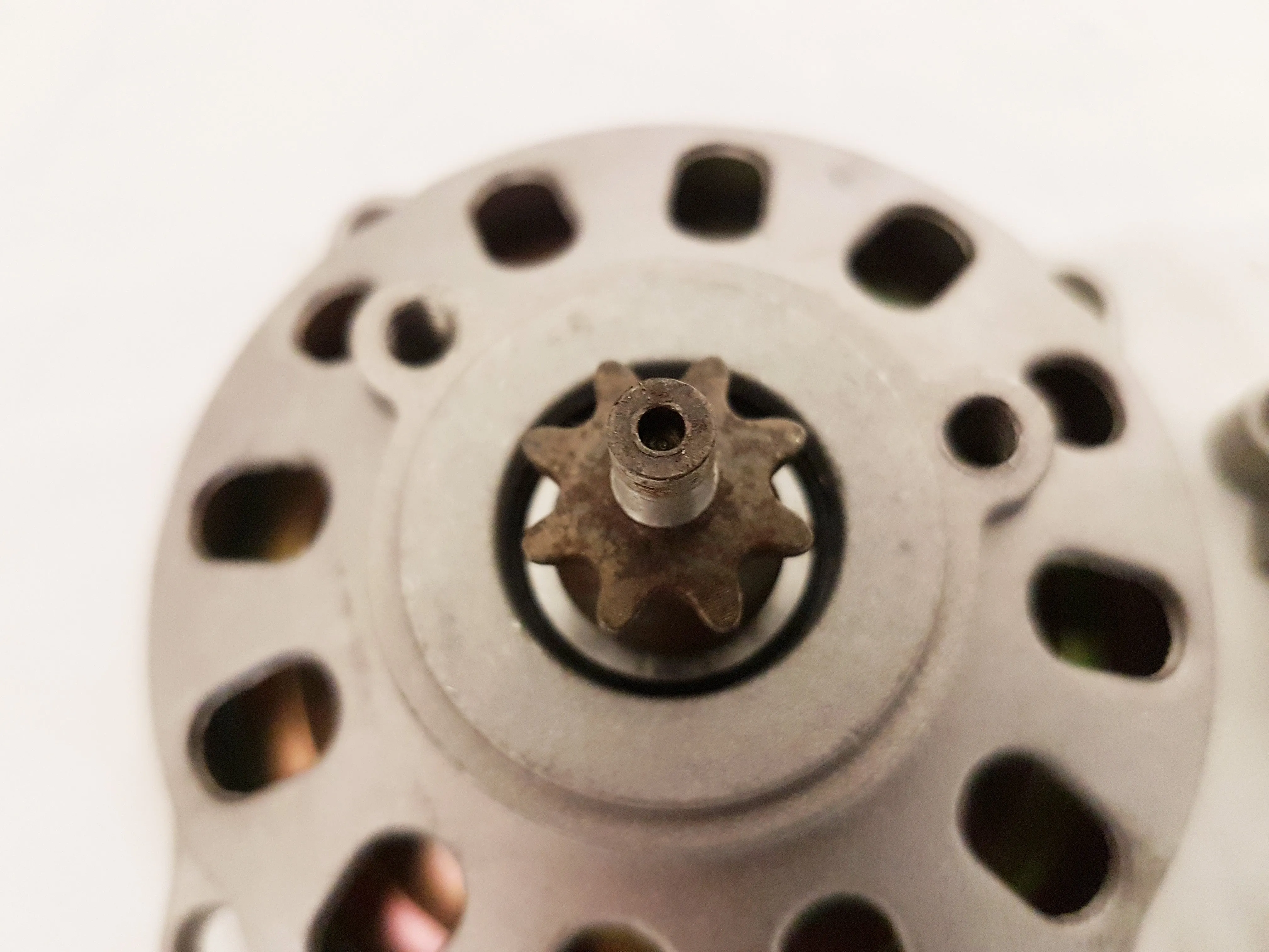 8 TOOTH FRONT SPROCKET , BELL HOUSING & CLUTCH 49CC MINI MOTO MINI QUAD BIKE