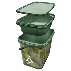 BAIT-TECH 8l Square Bucket with Insert