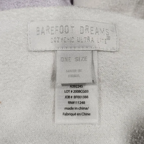 Barefoot Dreams Cozy Chic ultra lite knit women's ombre purple poncho one size