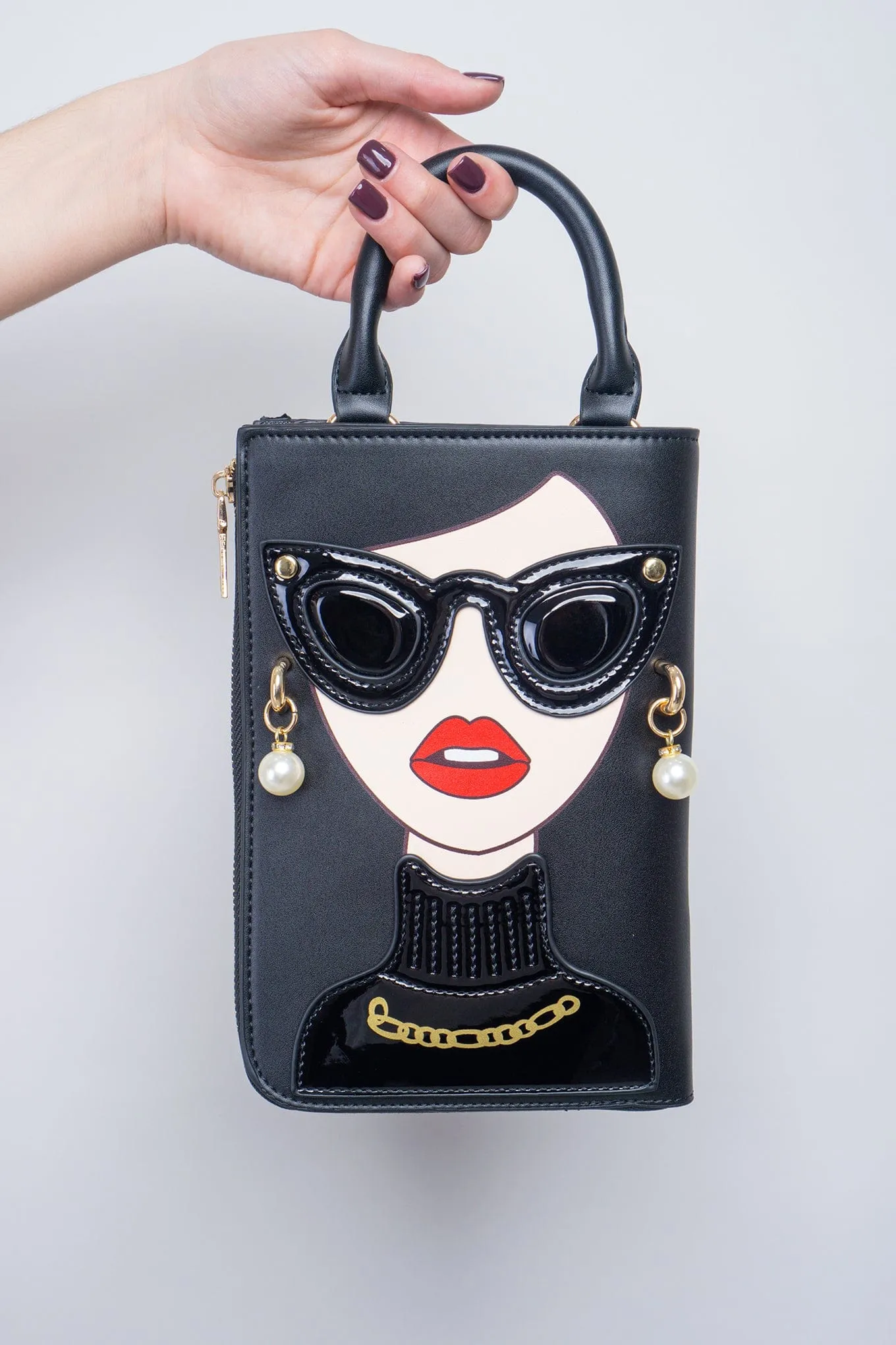 Black Fashion Girl Pearl Handbag