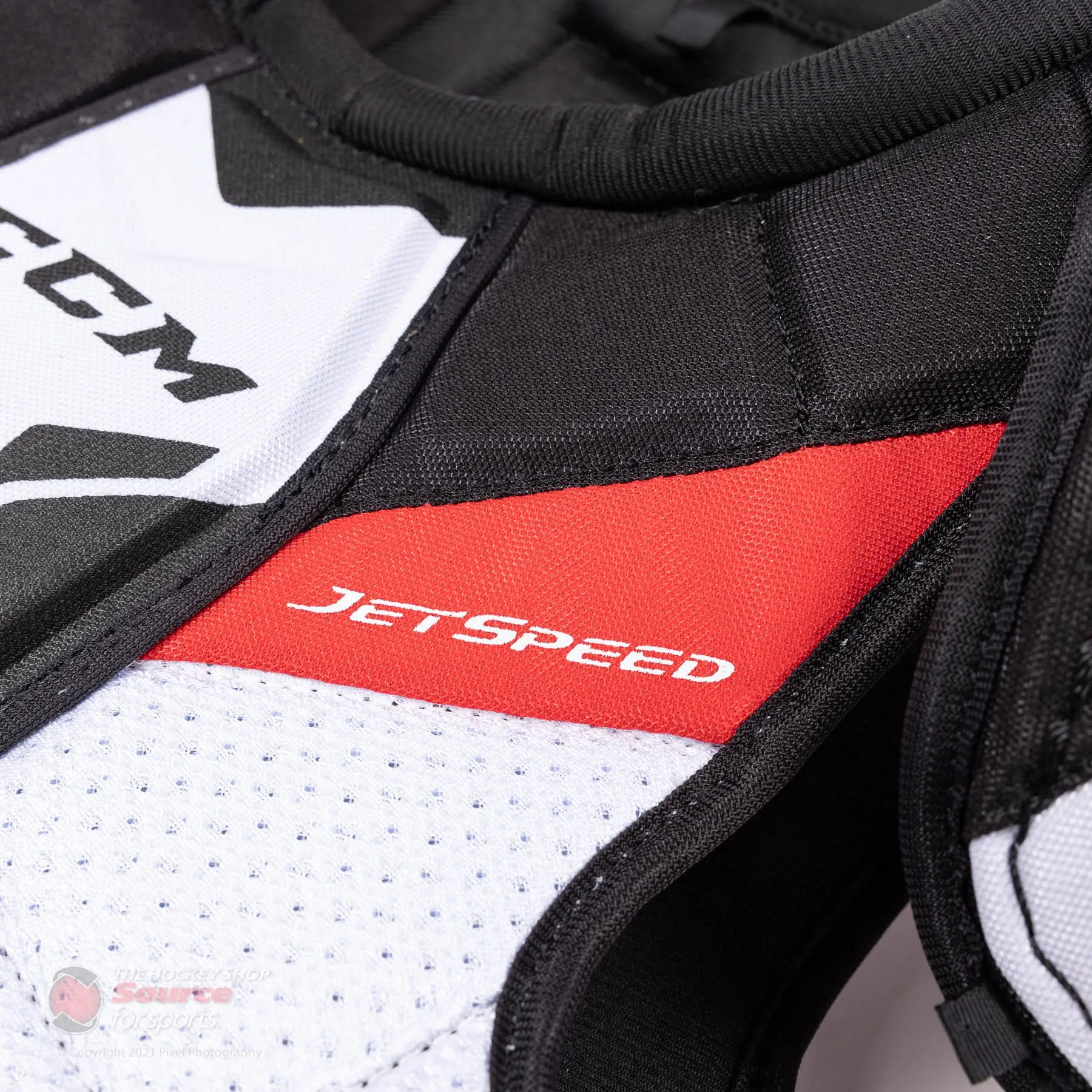 CCM Jetspeed FT475 Senior Hockey Shoulder Pads