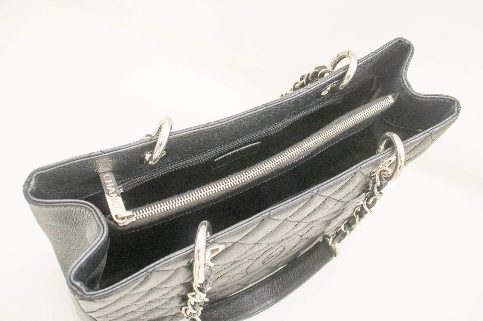 CHANEL Grained Calfskin GST 13" Grand Shopping Tote Chain Shoulder p22