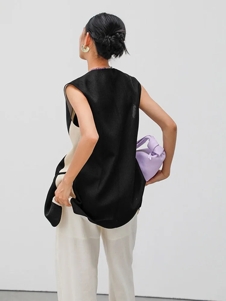 Chee Vest