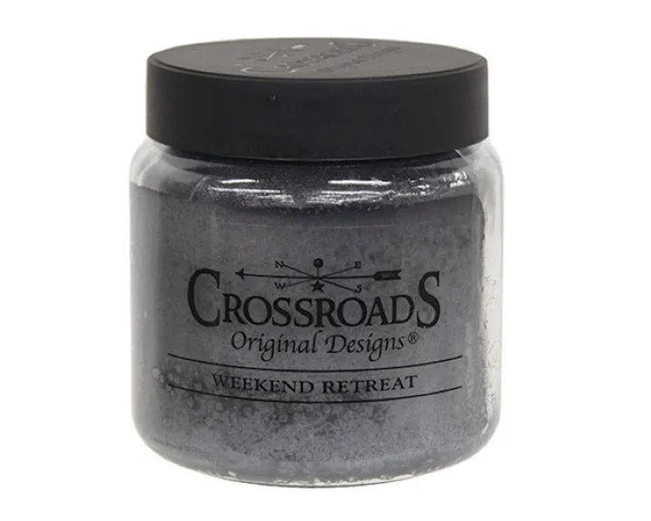 Dark gray 'Weekend Retreat' candle with lid