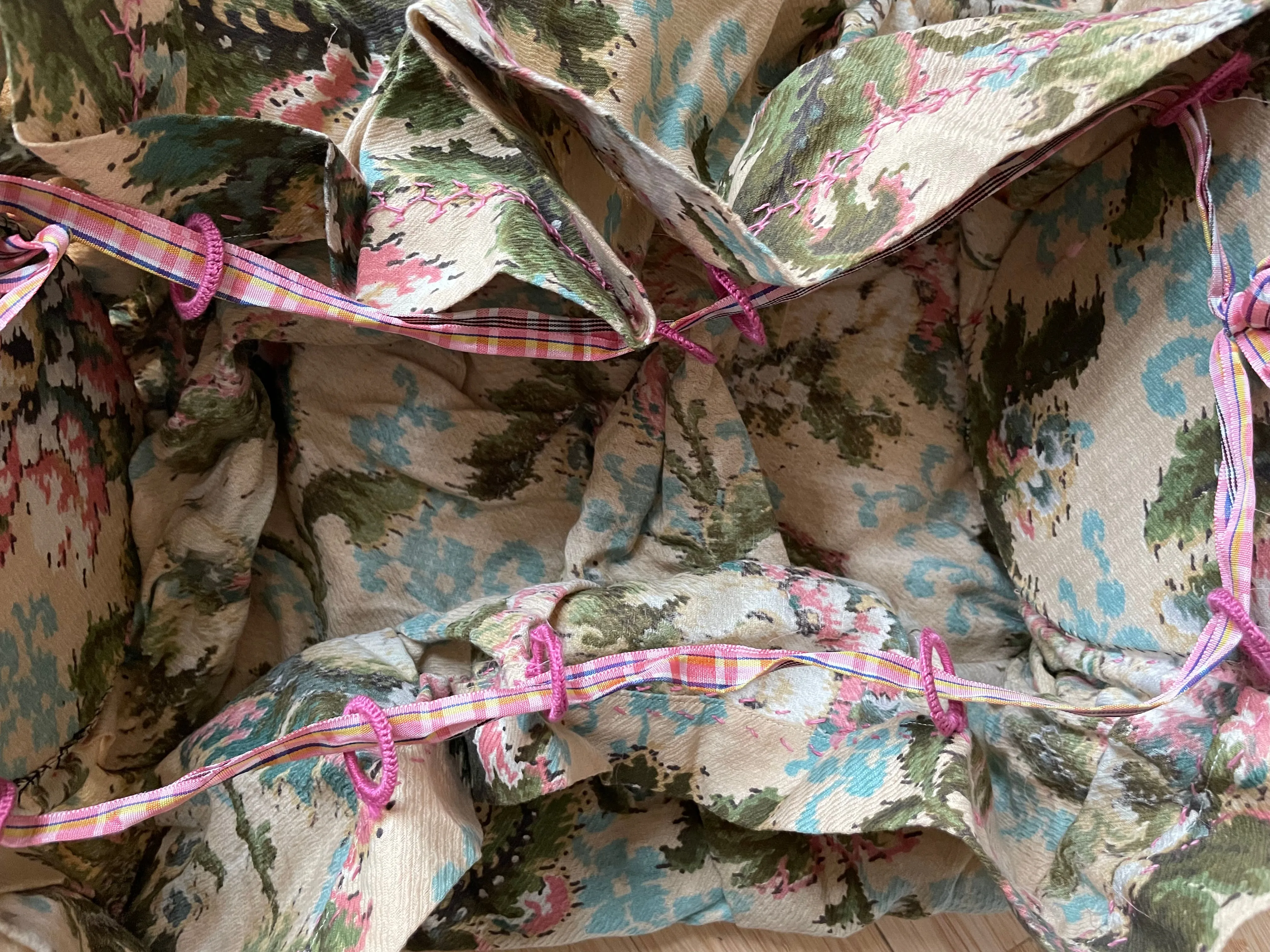 Early 1900s Floral Cloth Ditty/ Sewing Handbag