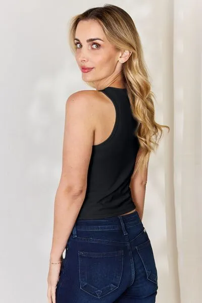 Essential Round-Neck Slim Tank