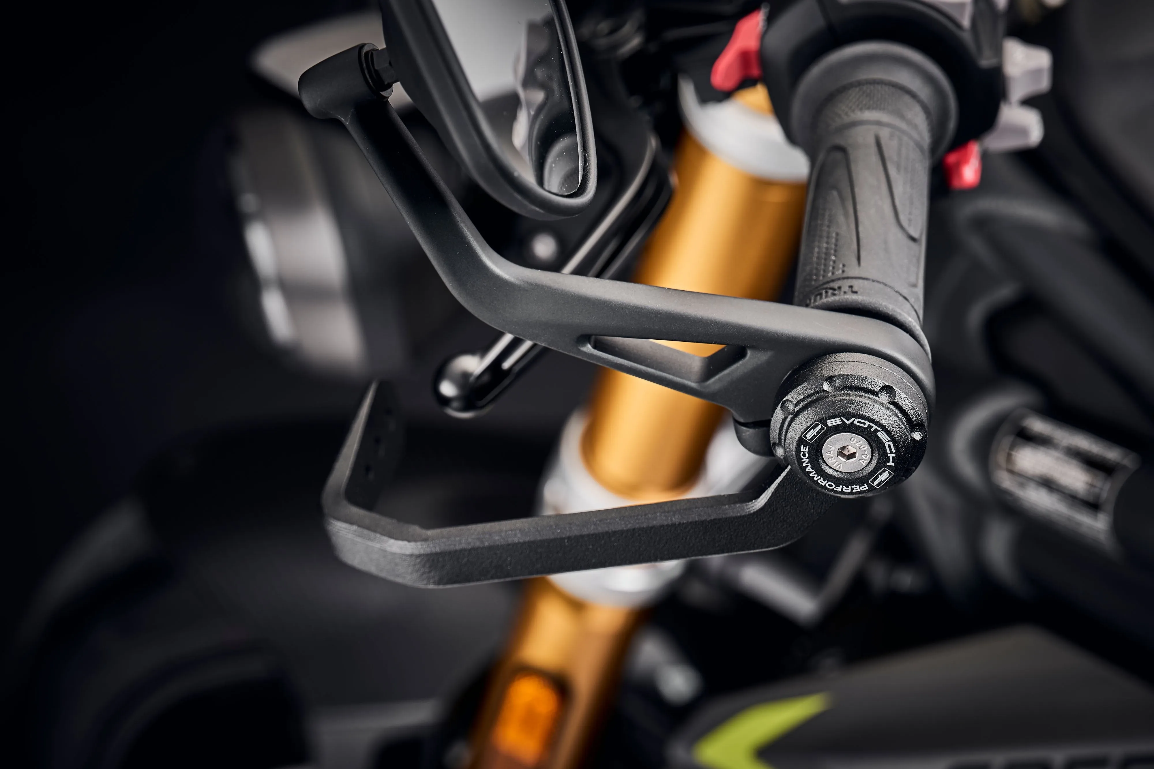 Evotech Triumph Bobber Brake And Clutch Lever Protector Kit (2017 ) (Bar End Mirror Version)