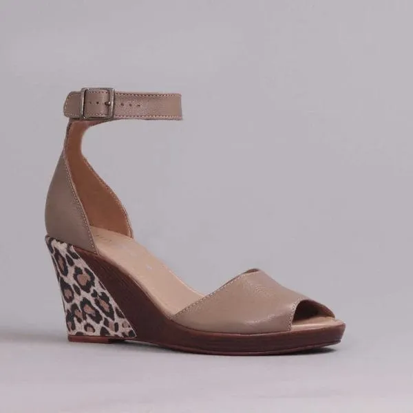 Froggie Ladies Lee Waxy Wedge