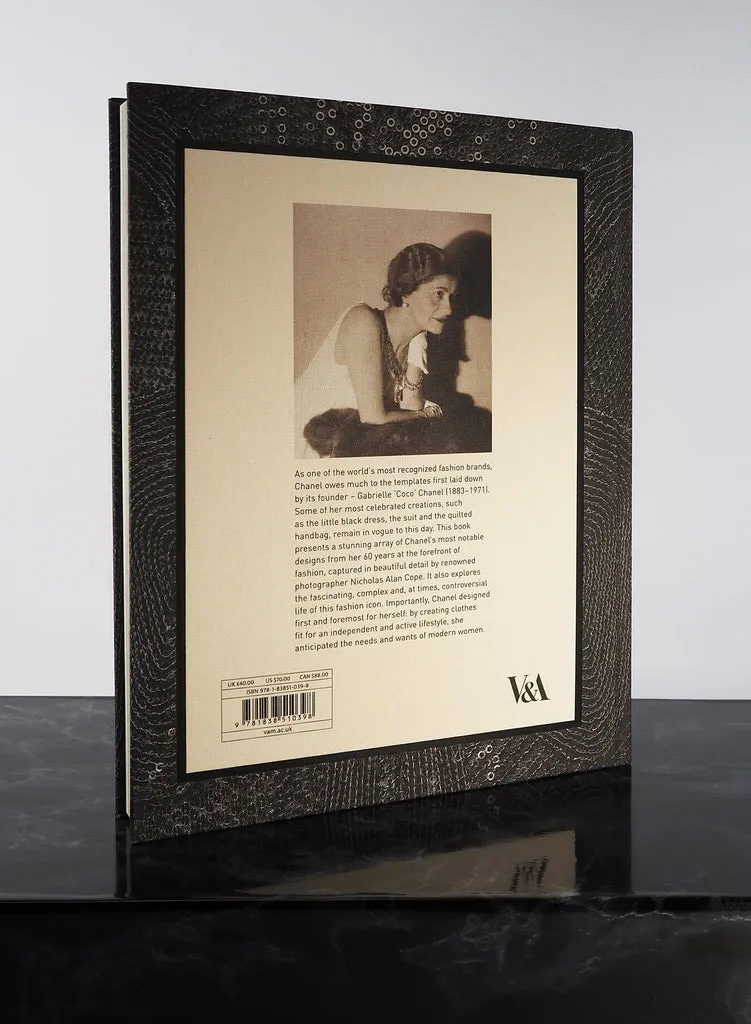 Gabrielle Chanel Book