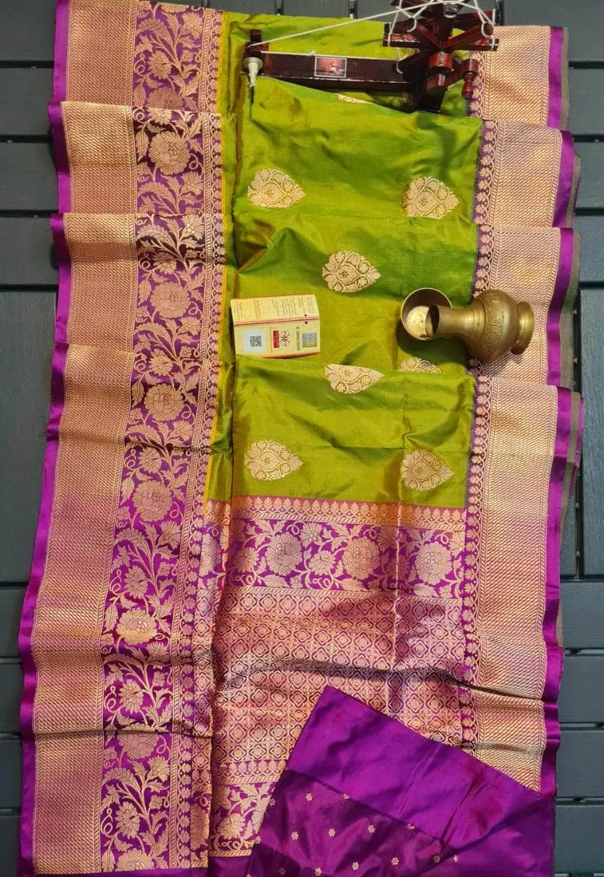 Gold Zari Banarasi Silk Saree with heavy pallu