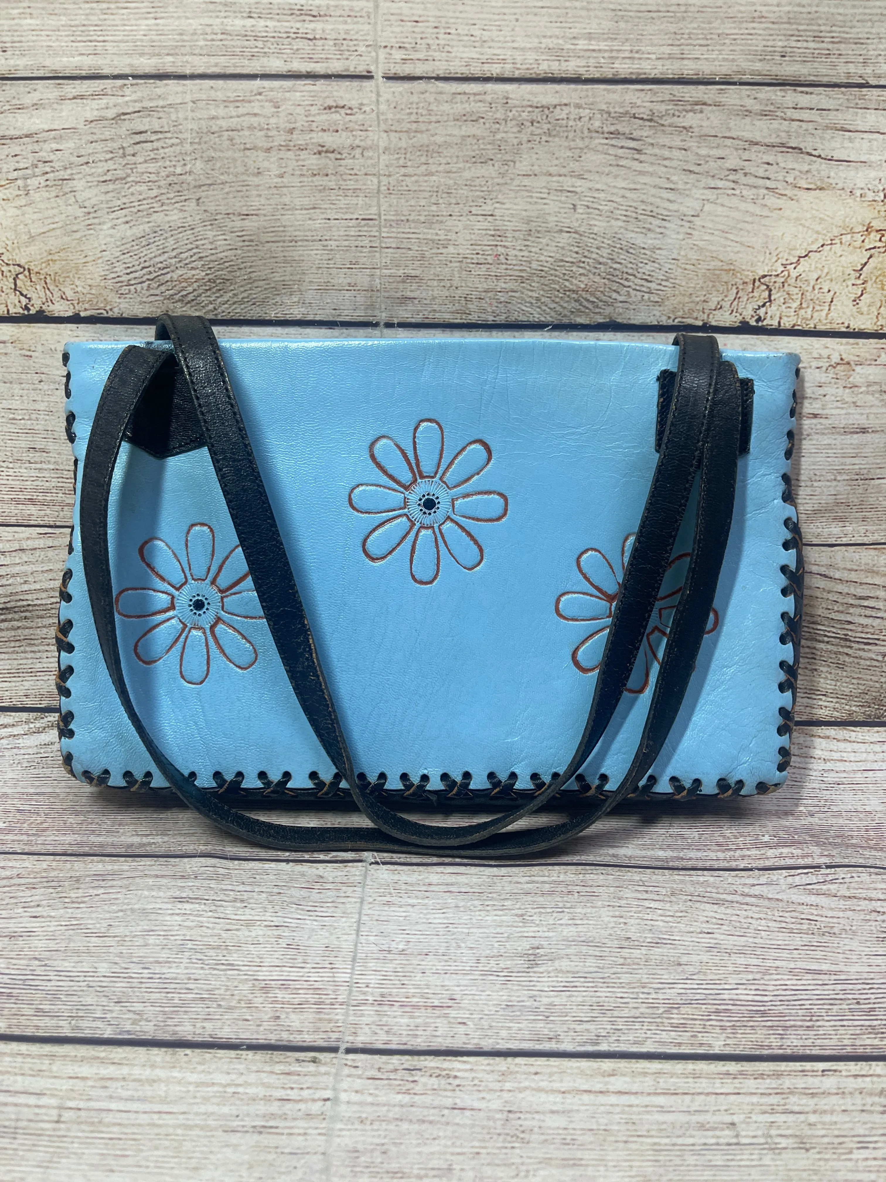 Handbag Leather By Clothes Mentor, Size: Medium