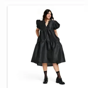 Kika Vargas for Target Tiered Ruffle Edge Puff Sleeve Midi Dress 4x