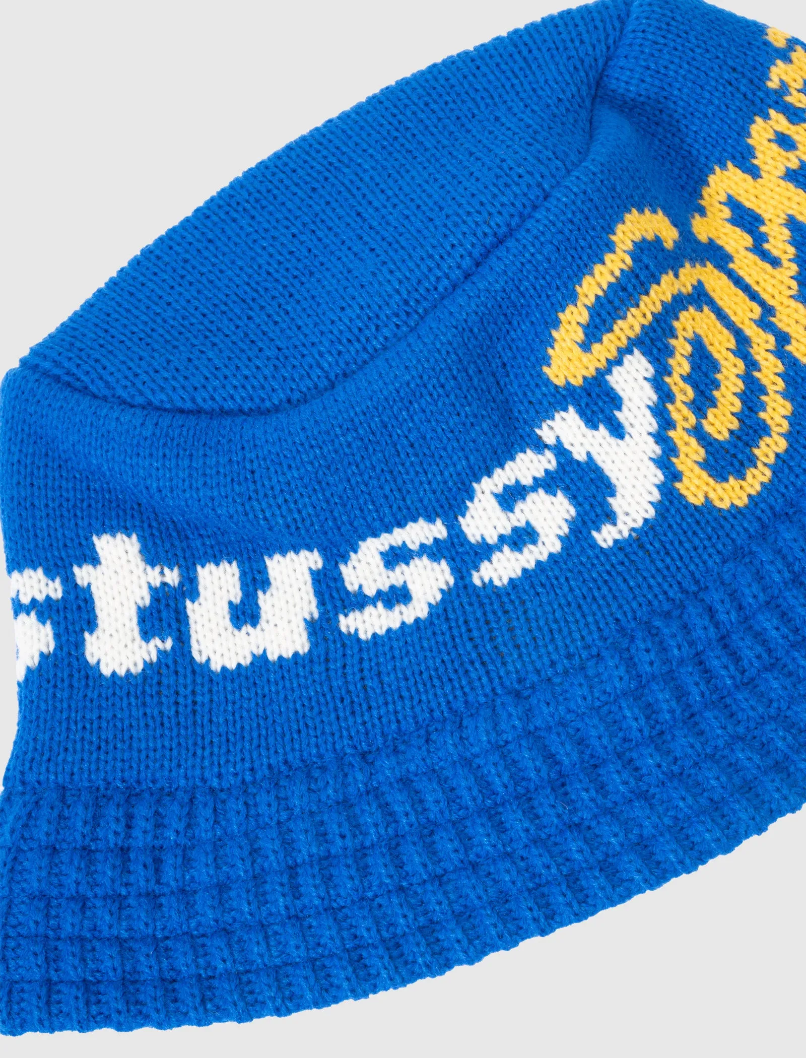 KNIT BUCKET