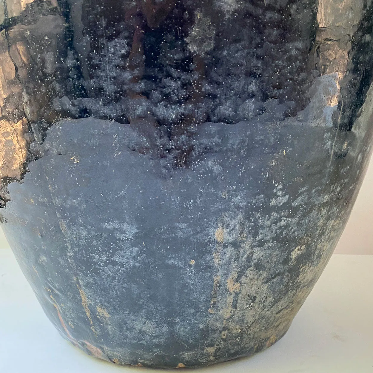 Large Chinese Stoneware Pottery Hare’s Fur Glaze Jar