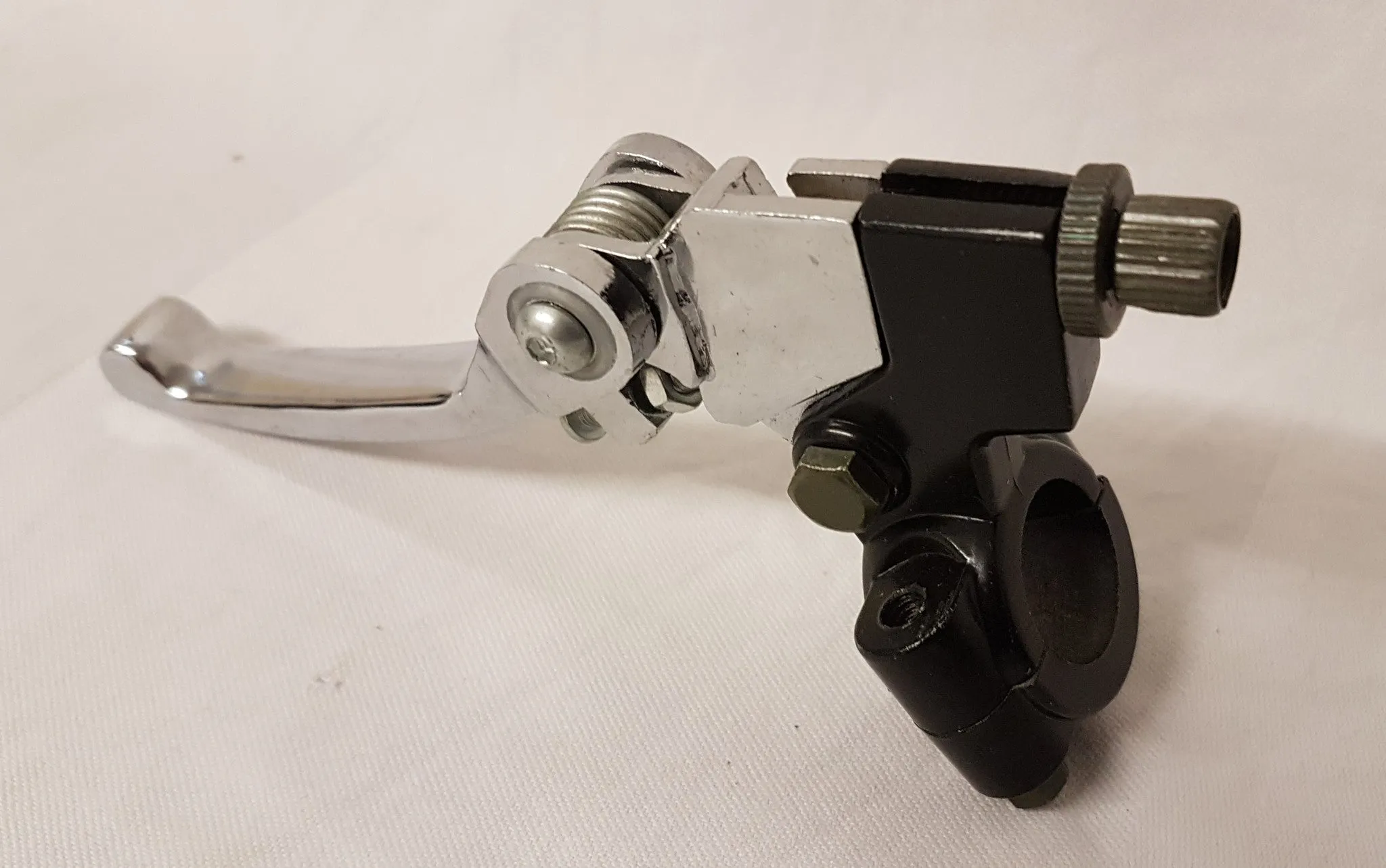 LCL07 UNBREAKABLE CLUTCH LEVER FOR DIRT / PIT / QUAD BIKE
