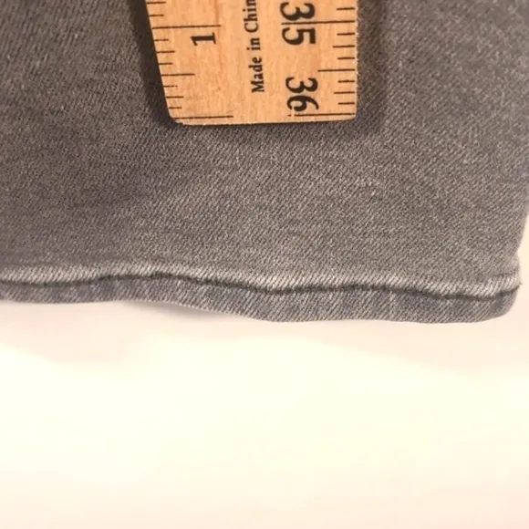 Levi's Women's Premium Ribcage Straight Ankle Gray Jeans Size 12 NWTG