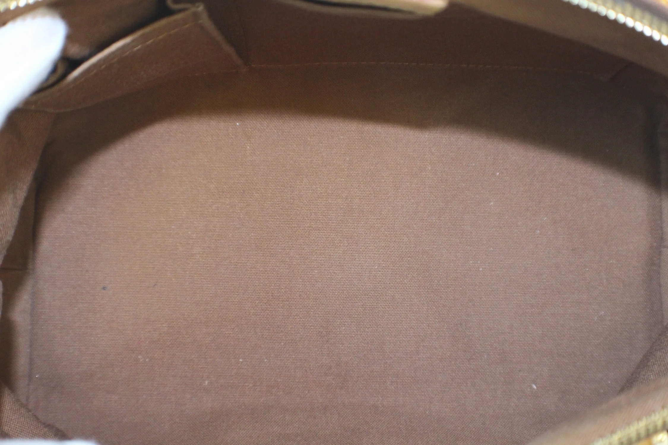 LOUIS VUITTON Monogram Tivoli PM Shoulder Handbag