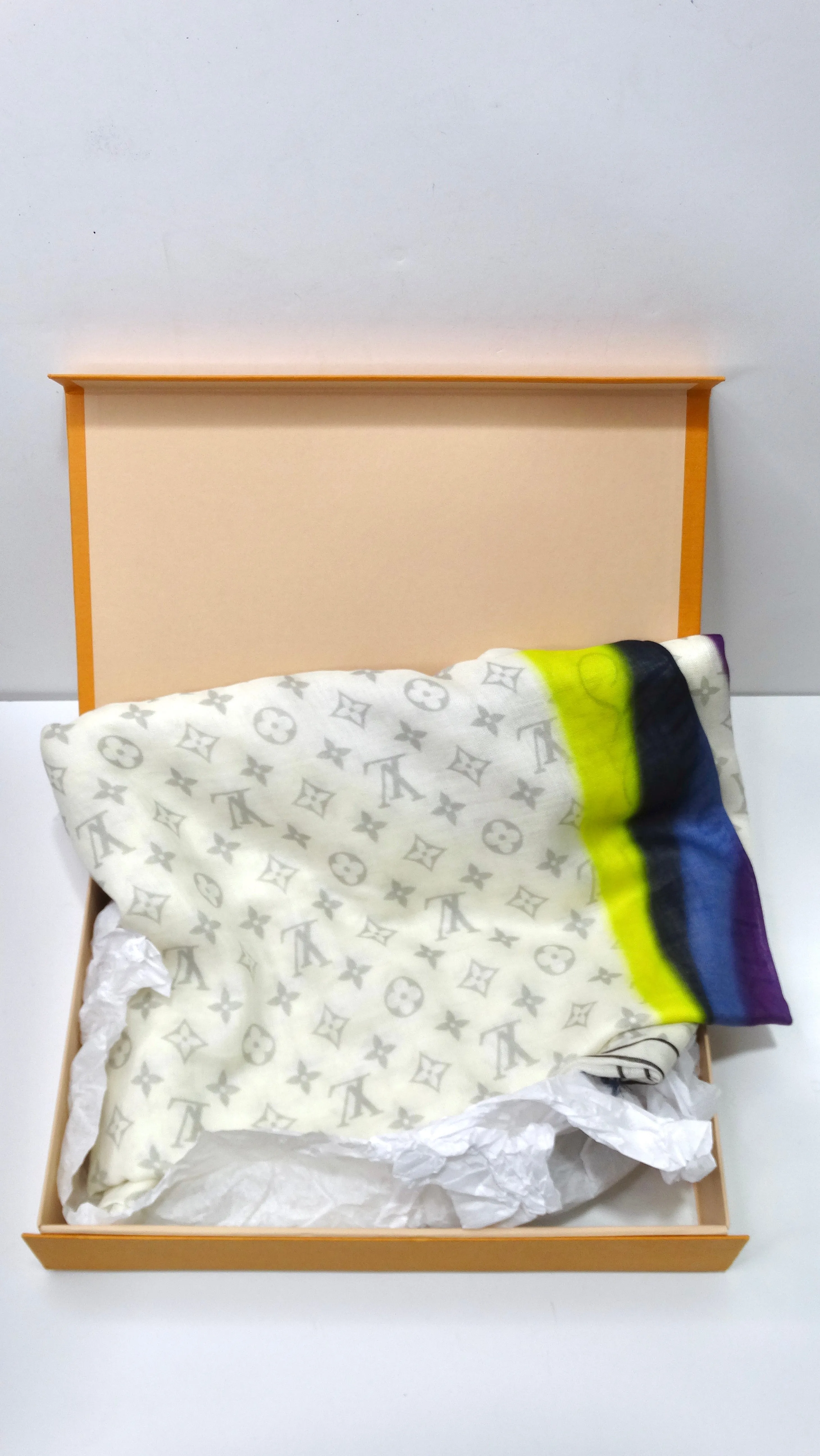 Louis Vuitton Virgil Abloh Wizard of Oz Monogram Rainbow Scarf SS19 Men