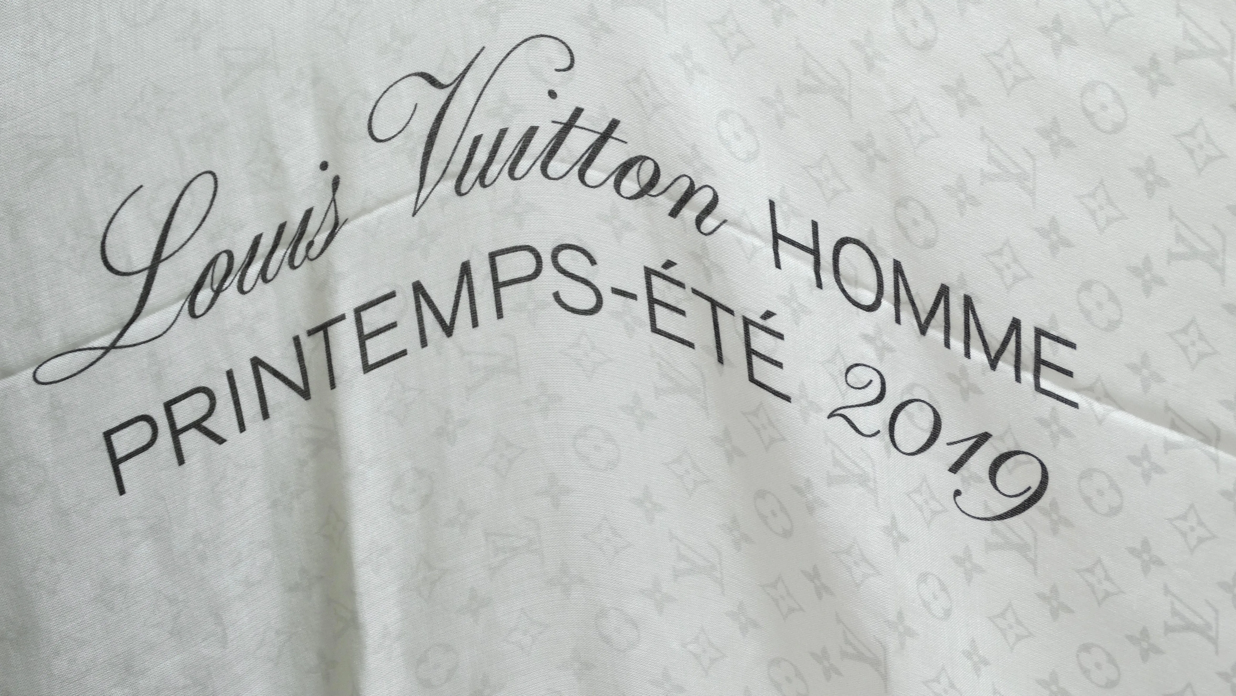 Louis Vuitton Virgil Abloh Wizard of Oz Monogram Rainbow Scarf SS19 Men