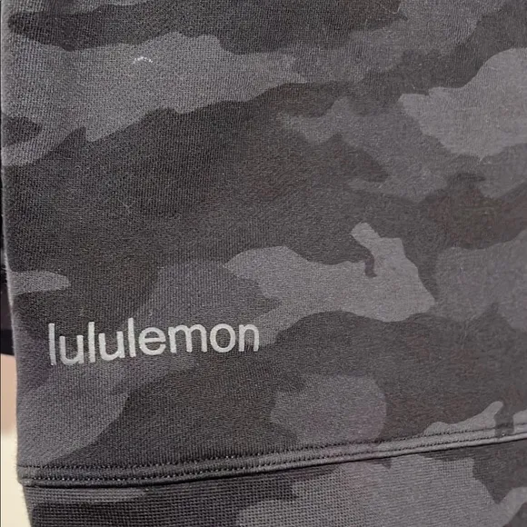 Lululemon perfectly oversized crewneck Black Camo Sweatshirt