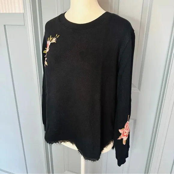 NEW Ella Moss Floral Stitch Lace Black Crew Neck Sweatshirt