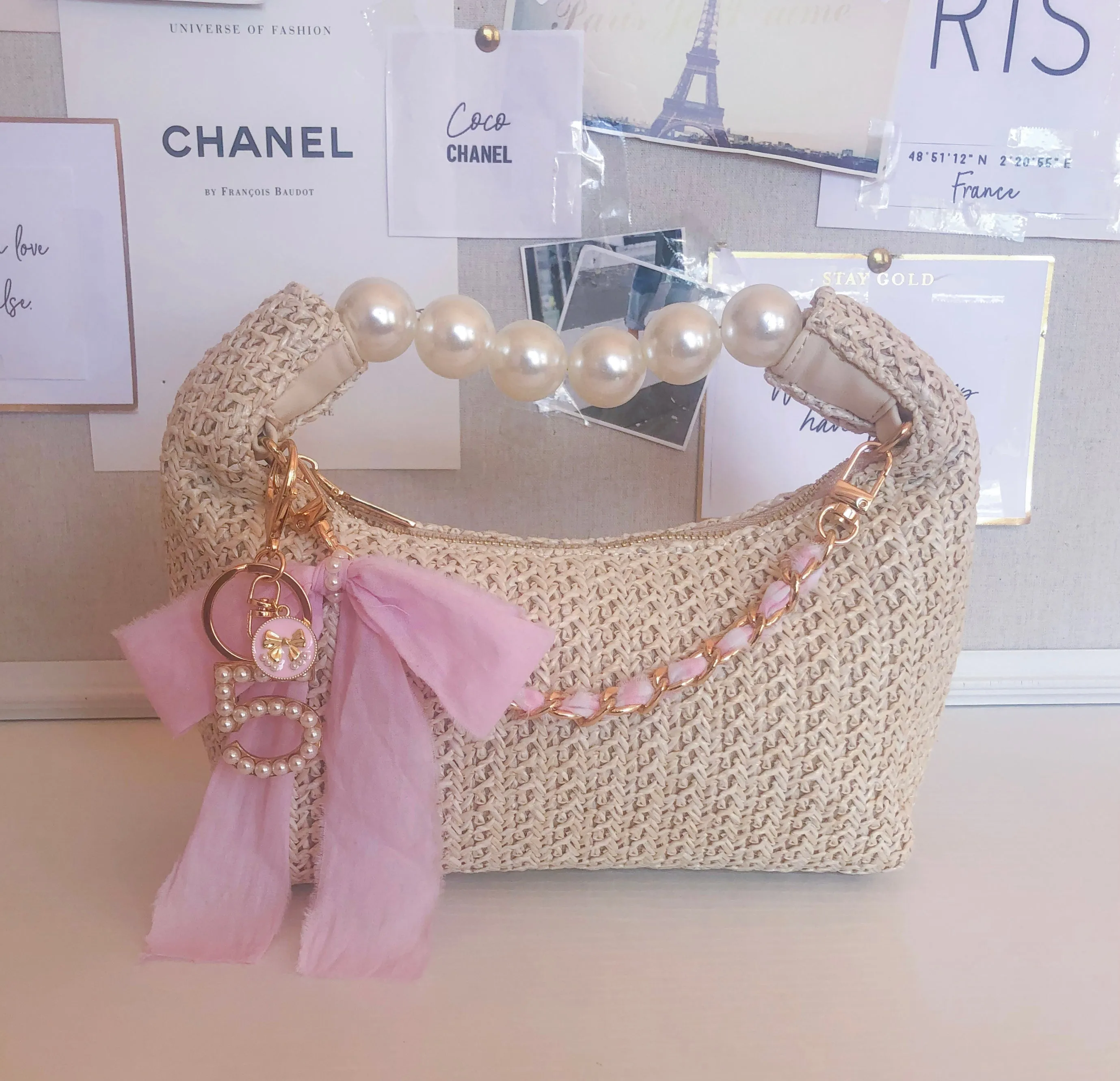 NEW! PINK BOW NUMBER 5 KEYCHAIN