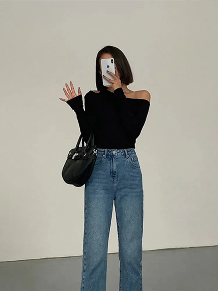 Off-Shoulder Aura™ | Women's Slim Fit Crop Top | Solid Color, Long Sleeves, Hollow Out Design for Spring Style
