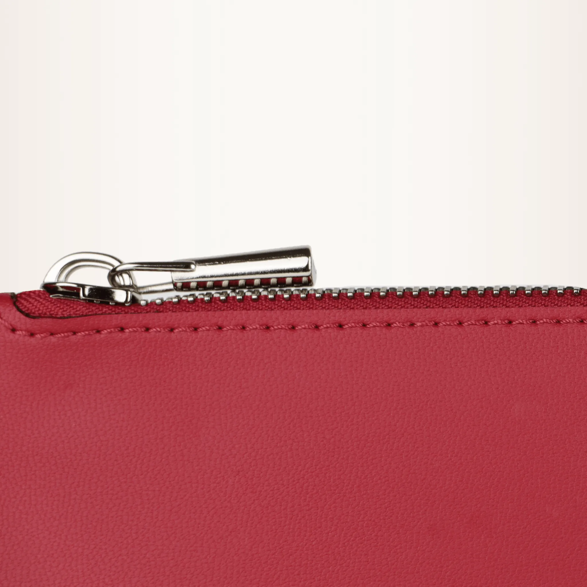 Ora Vegan Grape Leather Zip Pouch | Red