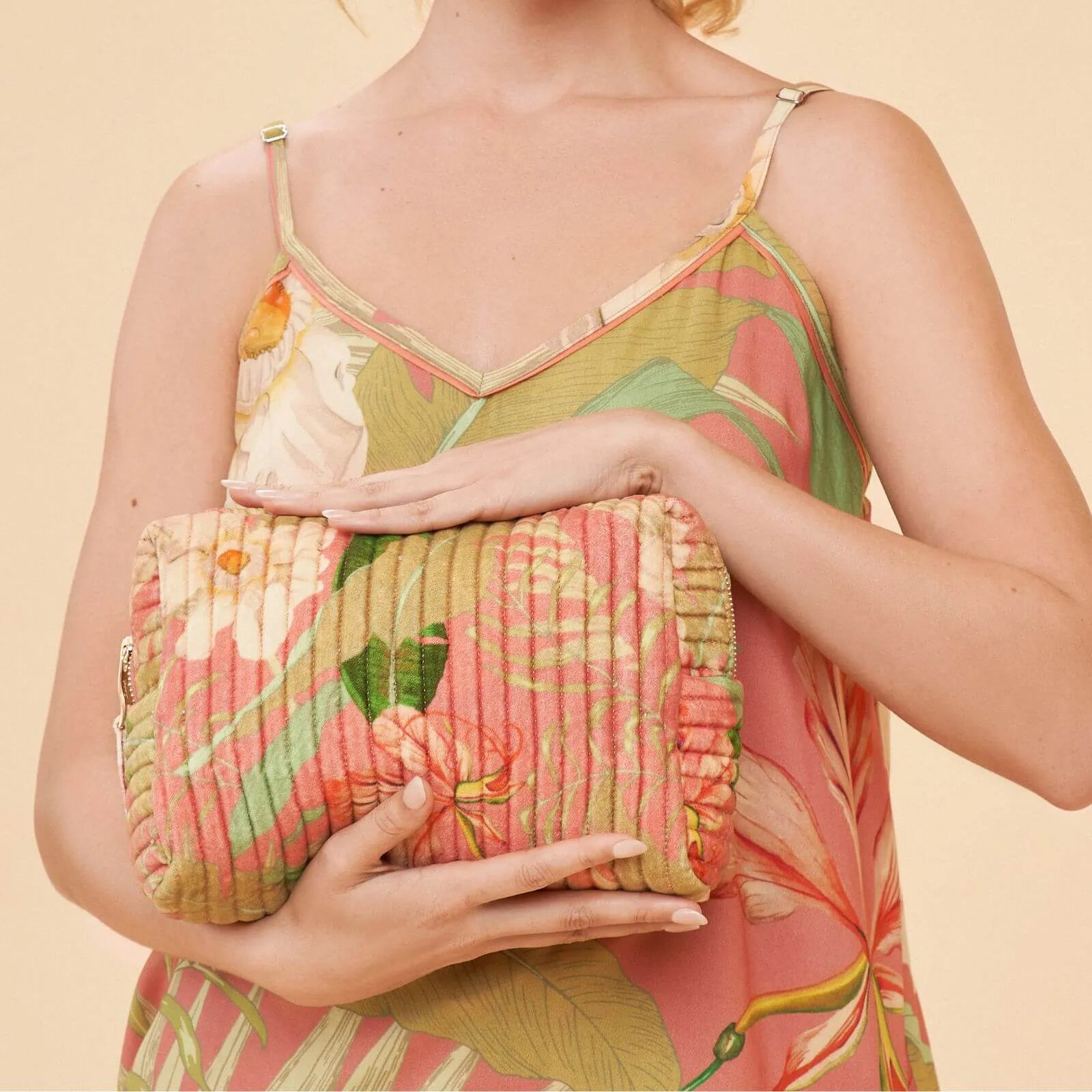 Powder Delicate Tropical Quilted Printed Velvet Wash Bag - Candy