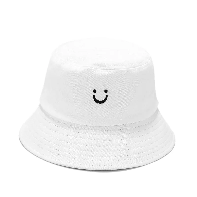 SMILE EMBROIDERED BUCKET HAT