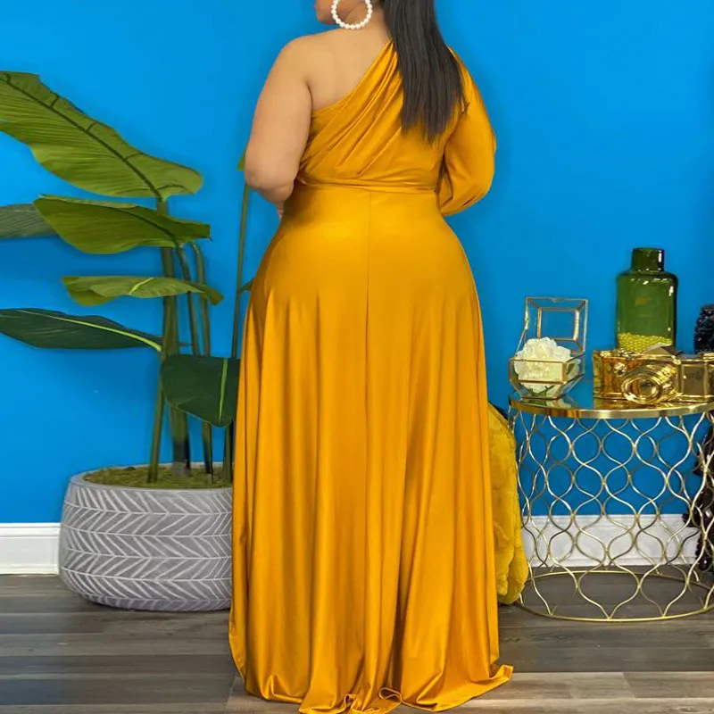 Solid One Shoulder Long Sleeve Irregular Plus Size Dress