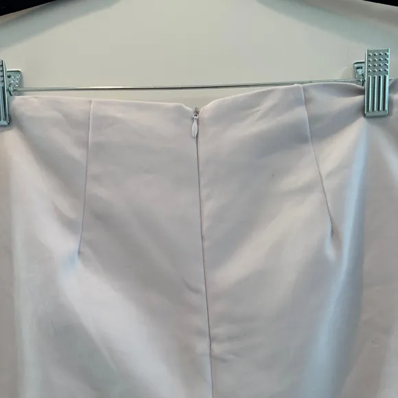 Superdown white pleated classic high waist skort semi-formal summer beach fall S