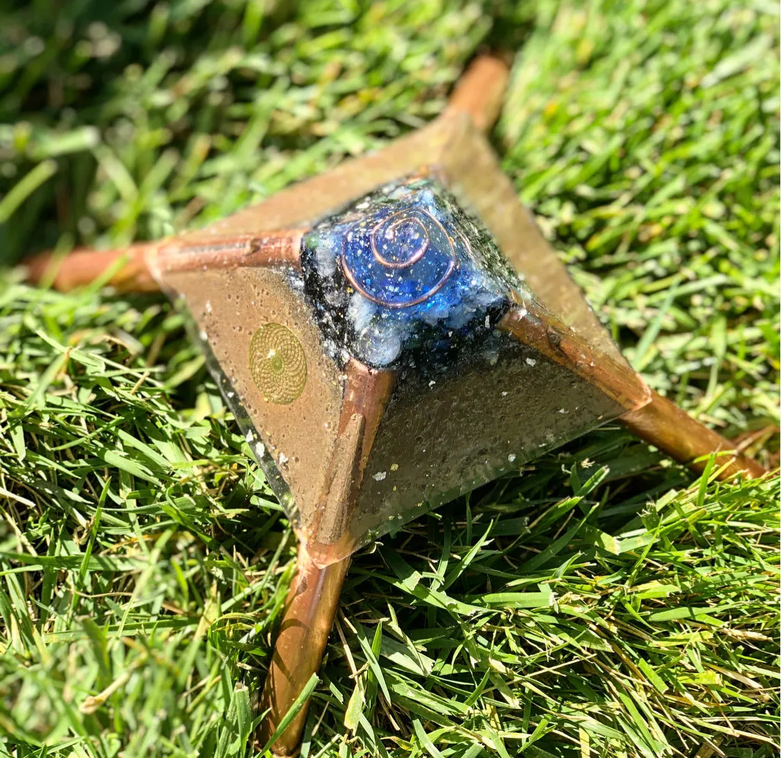 The "Medium Giza Mini-Chembuster" - 4.75x4.75" base with copper Earth Pipes- home orgonization and sky-ionizer