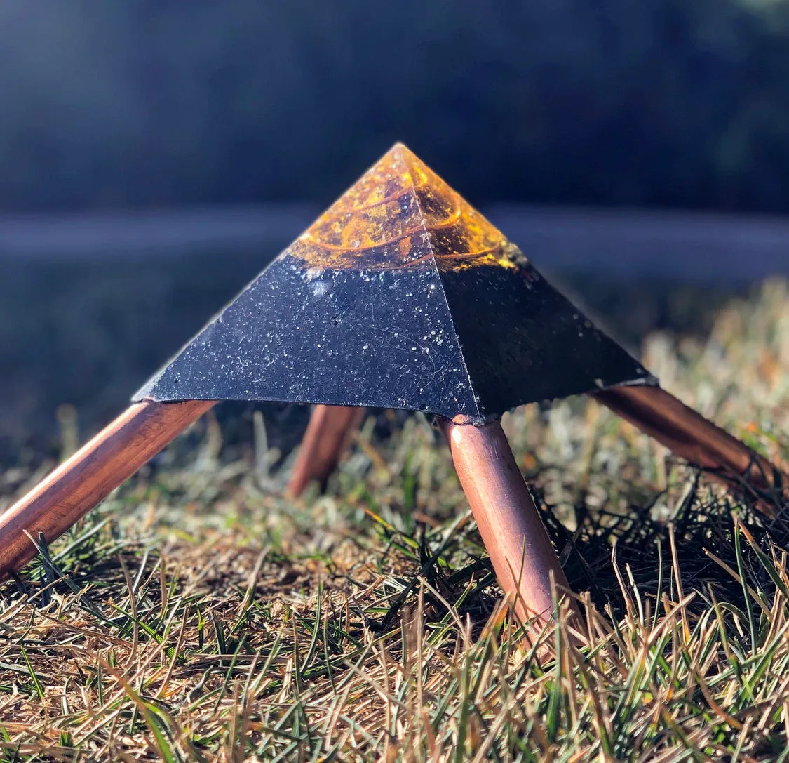 The "Medium Giza Mini-Chembuster" - 4.75x4.75" base with copper Earth Pipes- home orgonization and sky-ionizer
