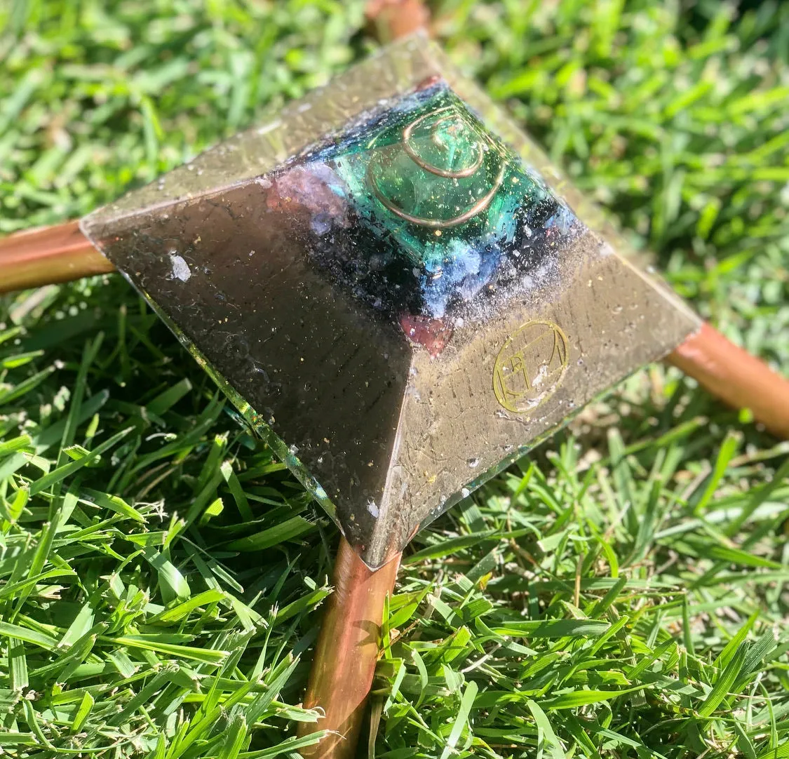 The "Medium Giza Mini-Chembuster" - 4.75x4.75" base with copper Earth Pipes- home orgonization and sky-ionizer