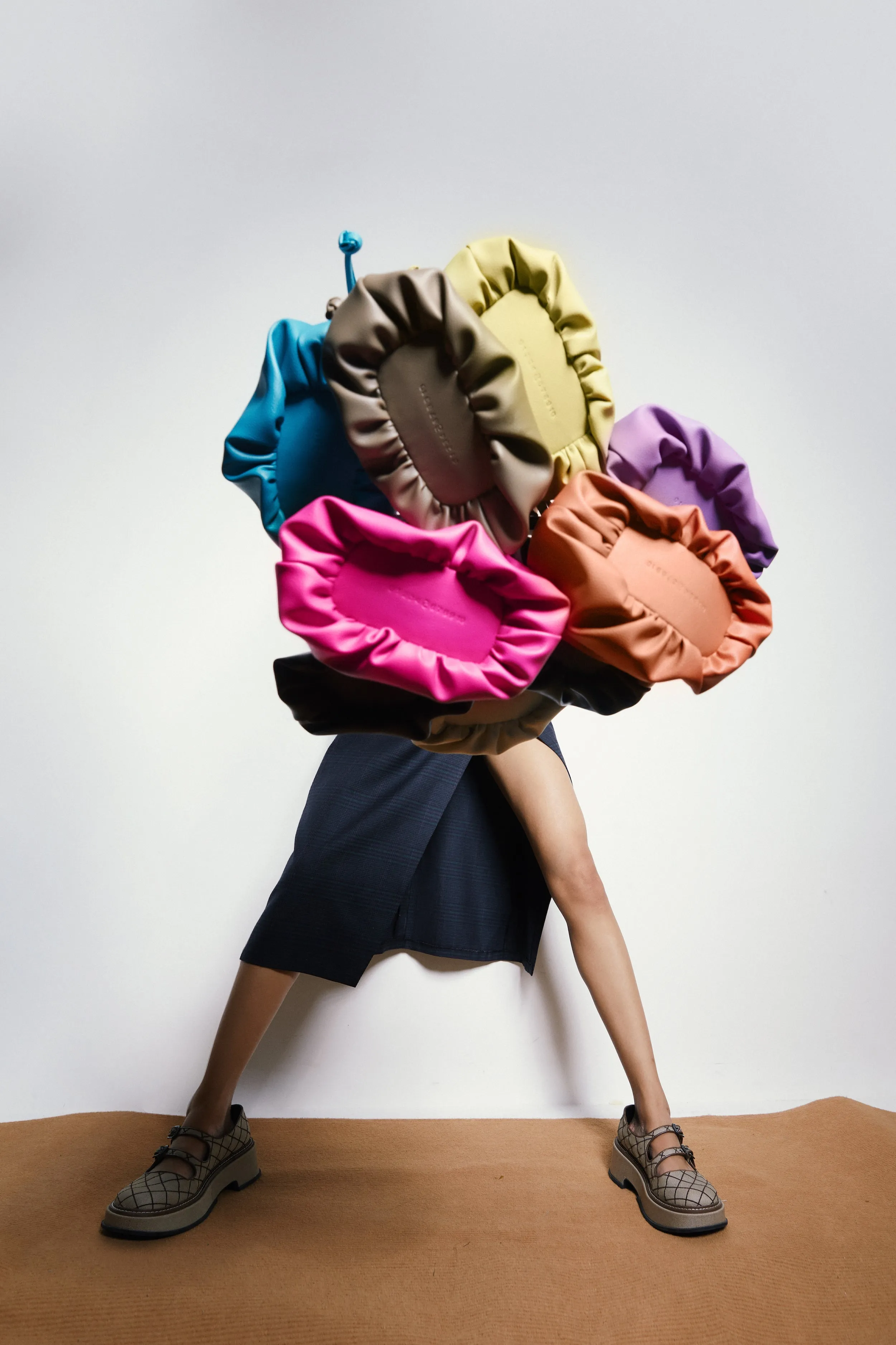 Túi xách MINI FLOWER DRAWSTRING màu Vàng bơ