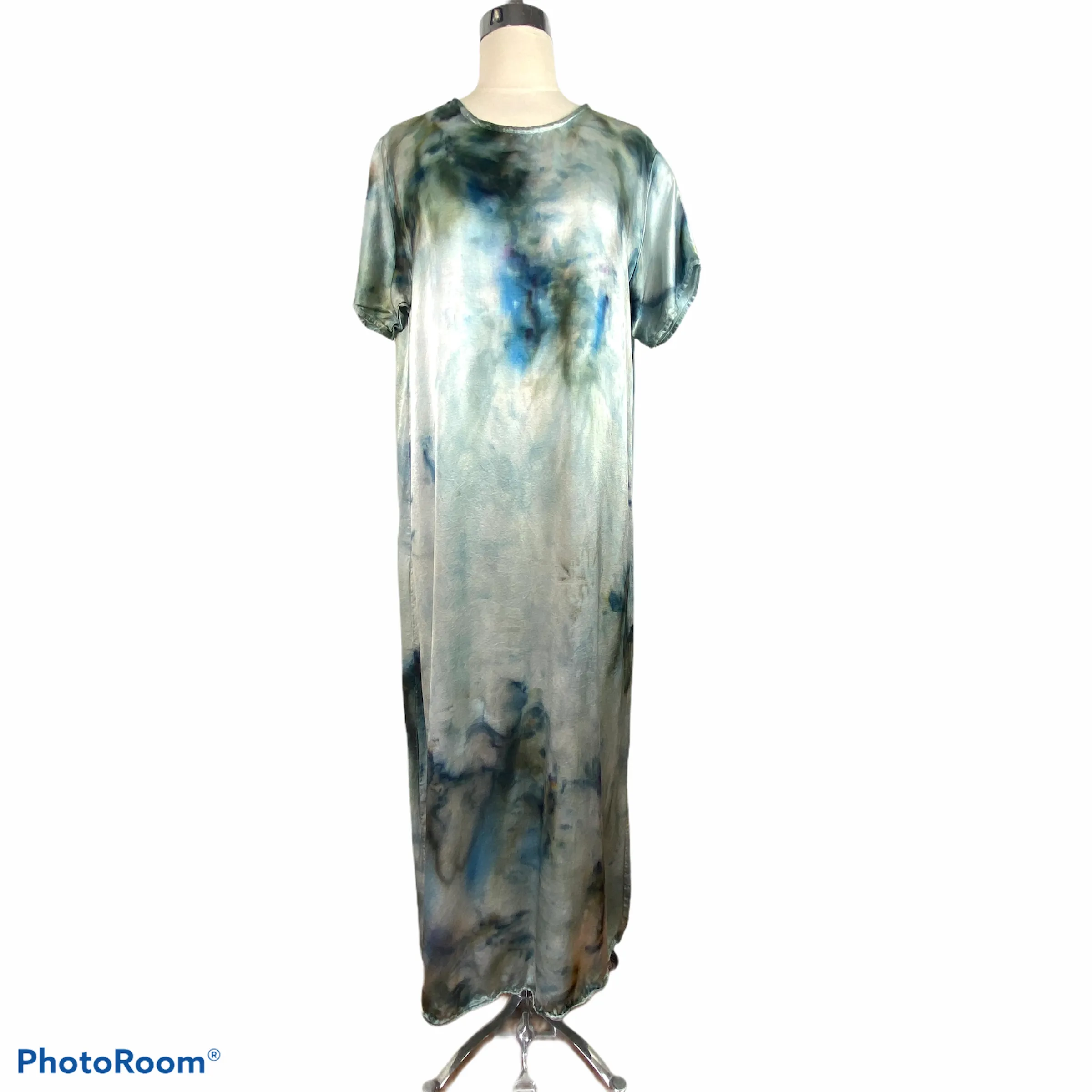 VH-1085 Ice Dyed S/S Satin Dress
