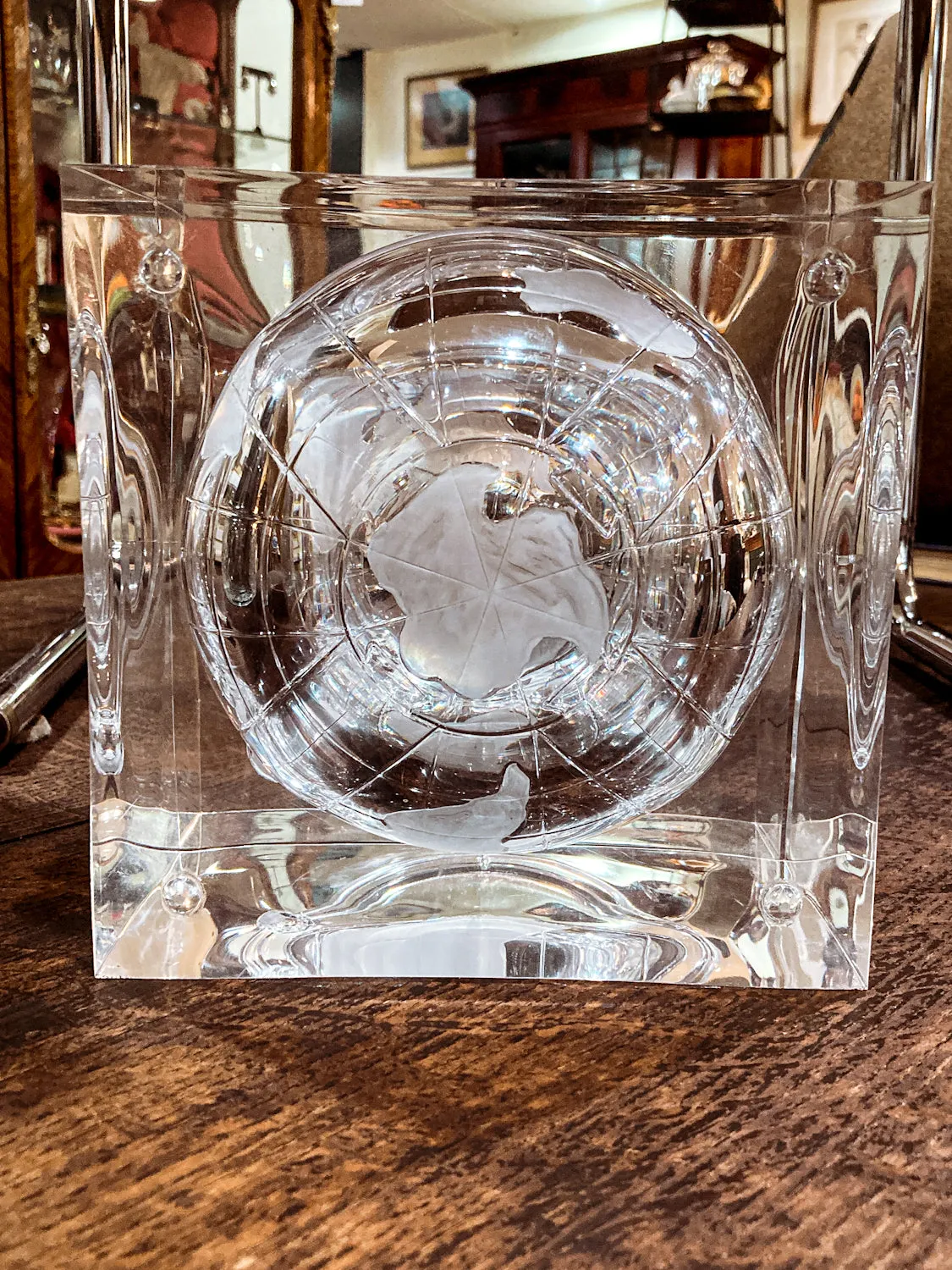 Vintage 1960s Alessandro Albrizzi Clear Lucite Globe Ice Bucket Box