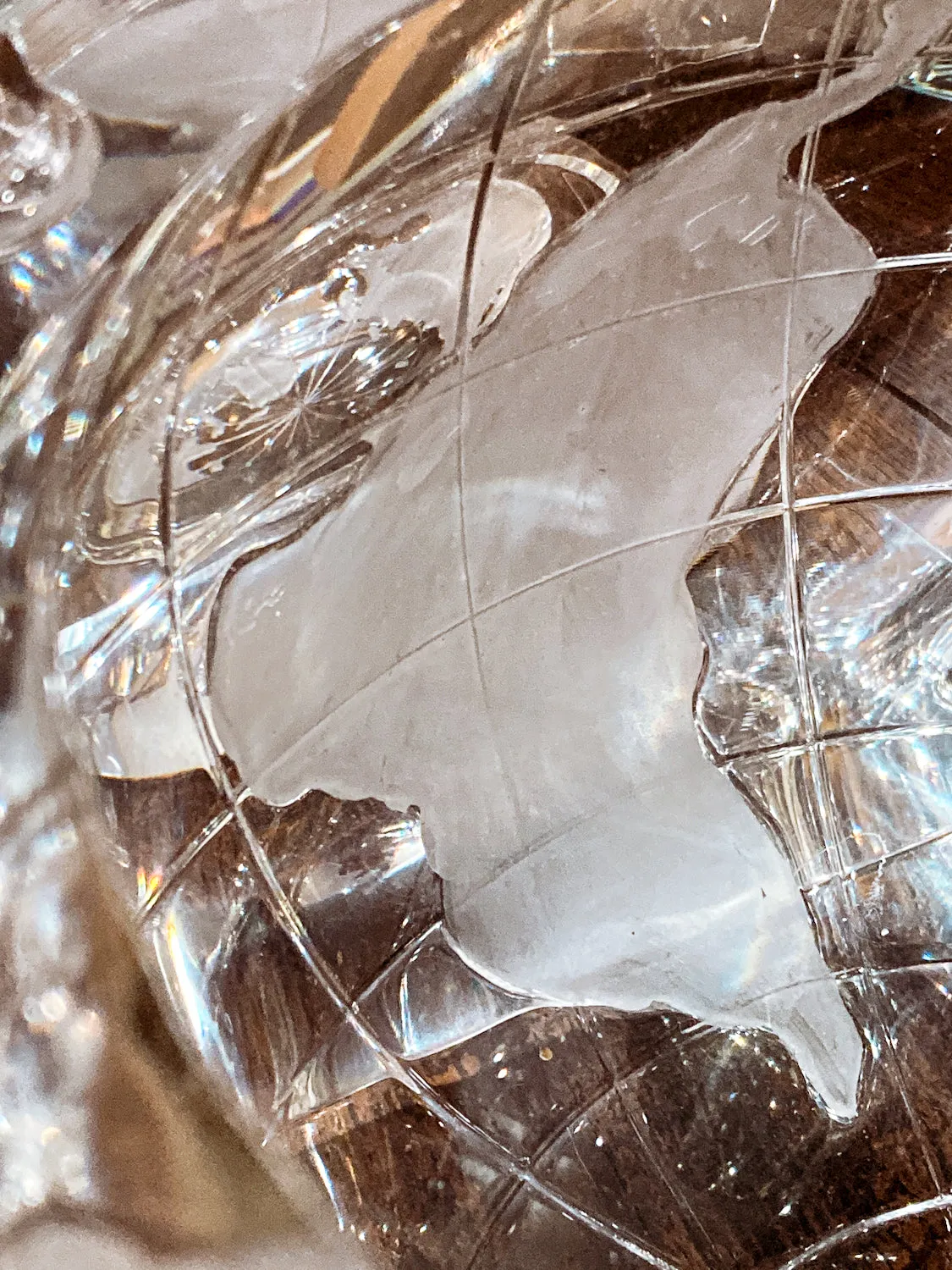 Vintage 1960s Alessandro Albrizzi Clear Lucite Globe Ice Bucket Box