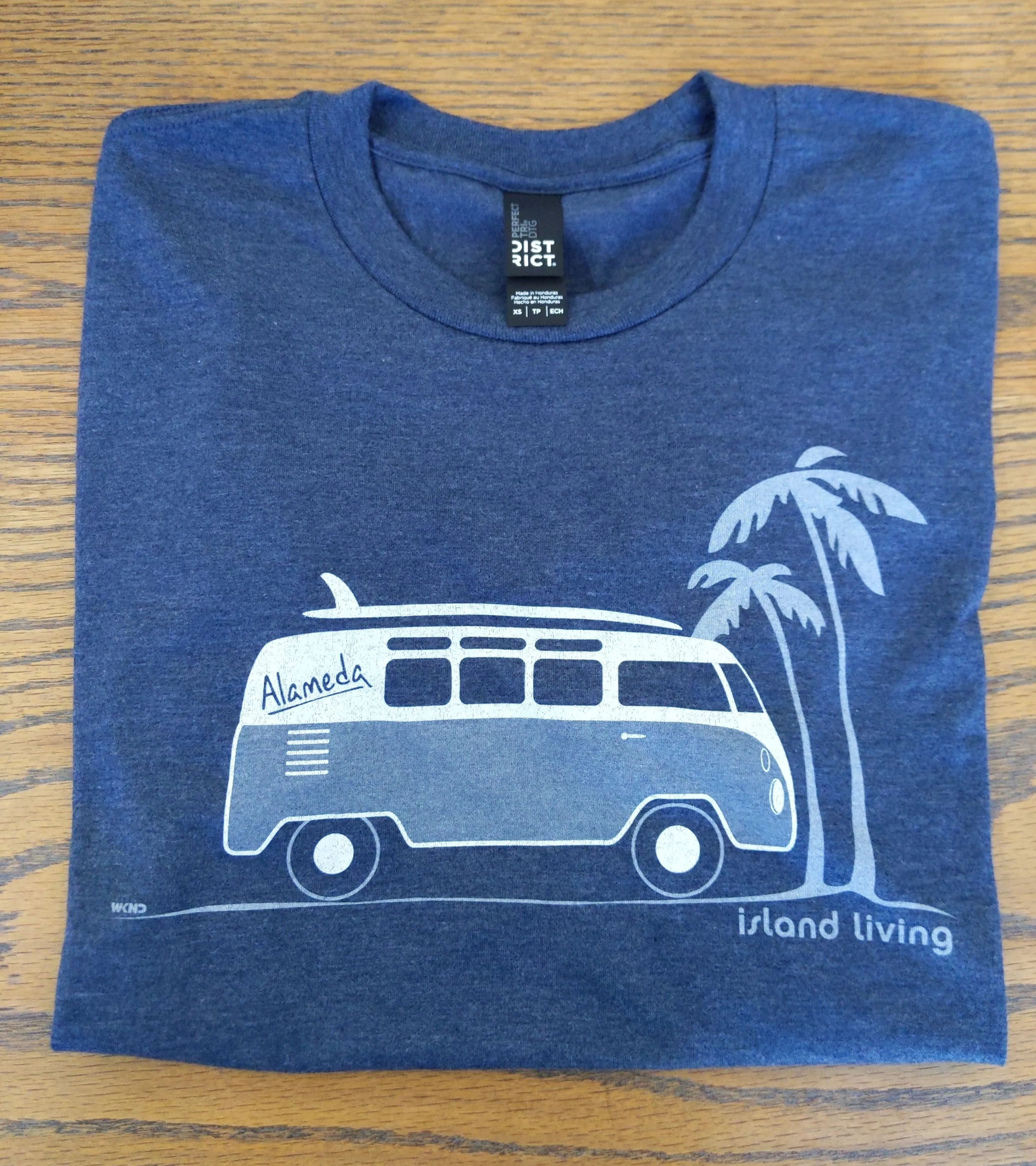 WKND EVERYDAY UNISEX BUS TEE
